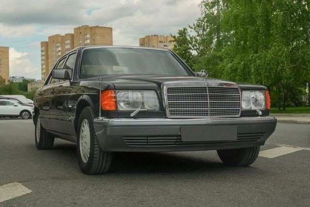 Mercedes-Benz 560 SEL, 1991 — Москва